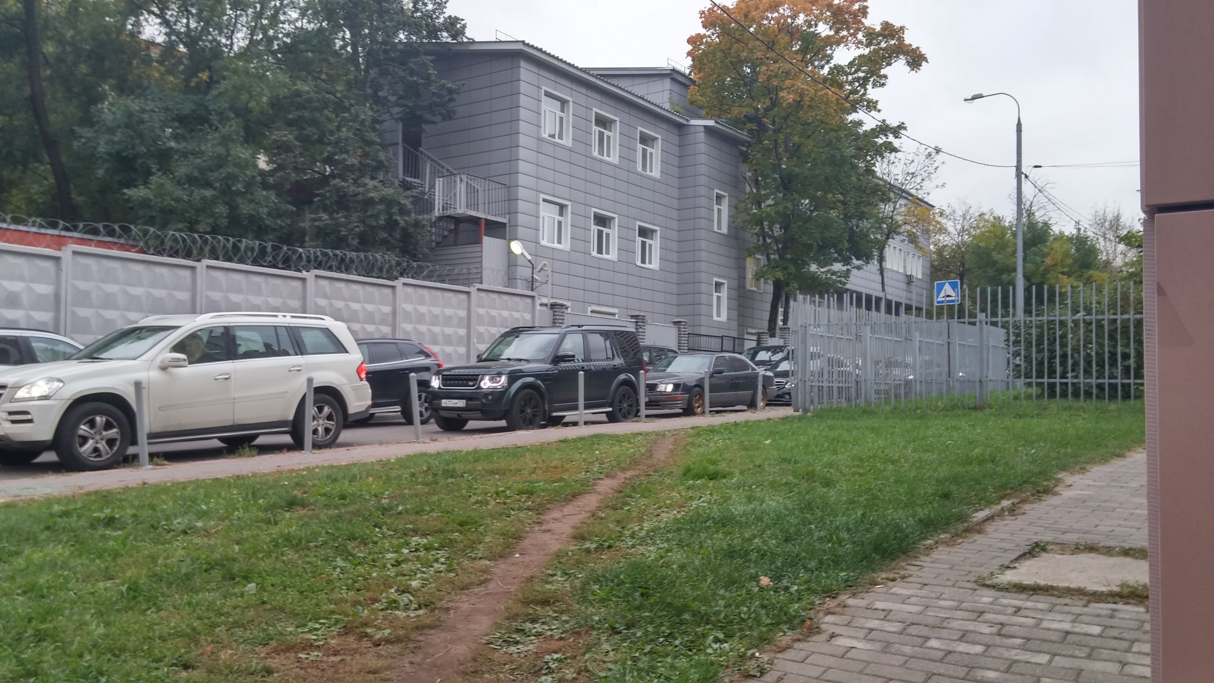 Славянско-англо-американская школа «Марина», Москва — здание школы